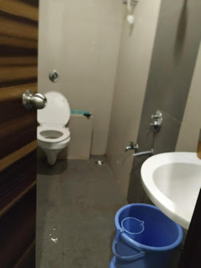 Atithi Guest House,Nashik Exteriör bild